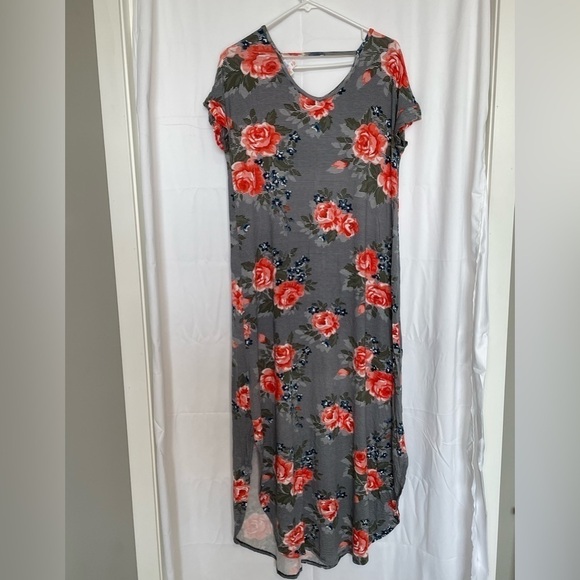 LuLaRoe Dresses & Skirts - Lularoe/Macy V-Neck Maxi Dress​​​​​​​​​​